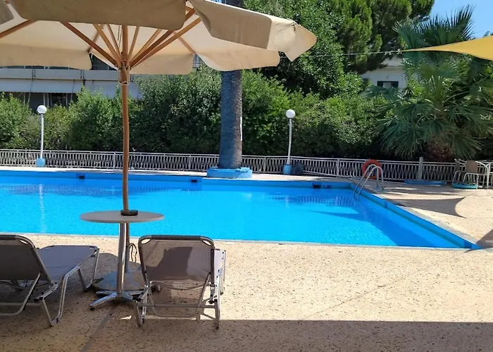 Nireus Hotel